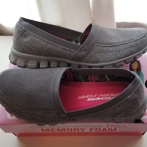 Skechers Newsworthy Loafers Sneakers sz 8